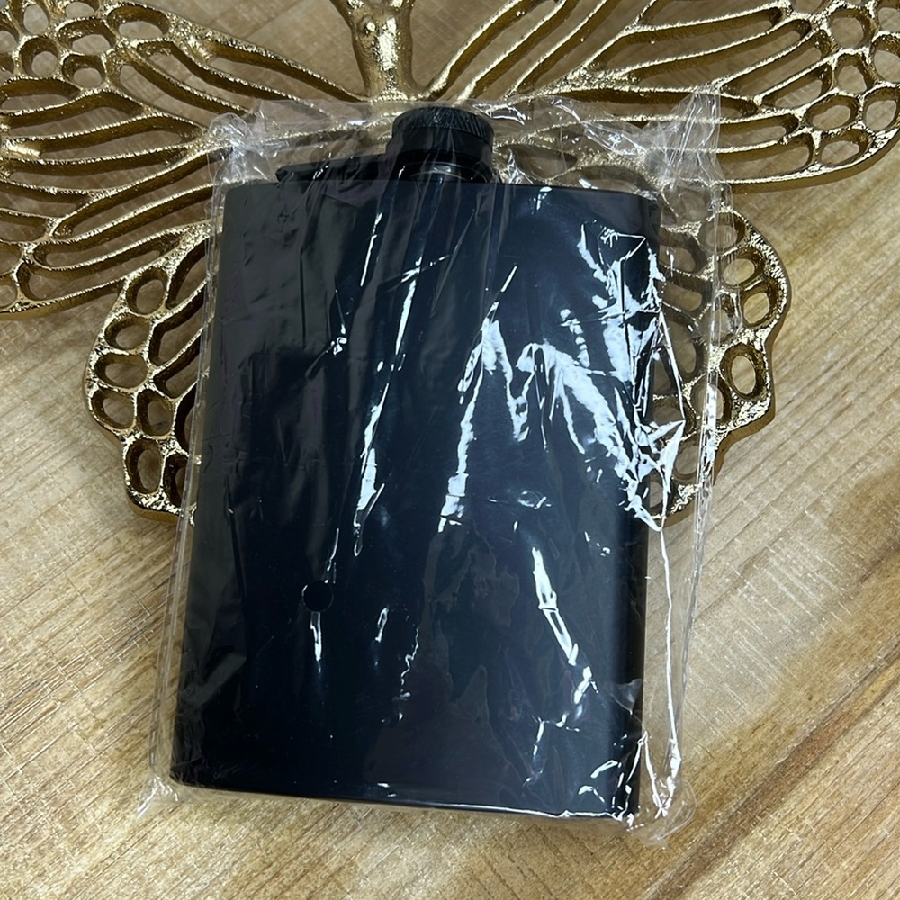 Matte Black Stainless Steel Flask.